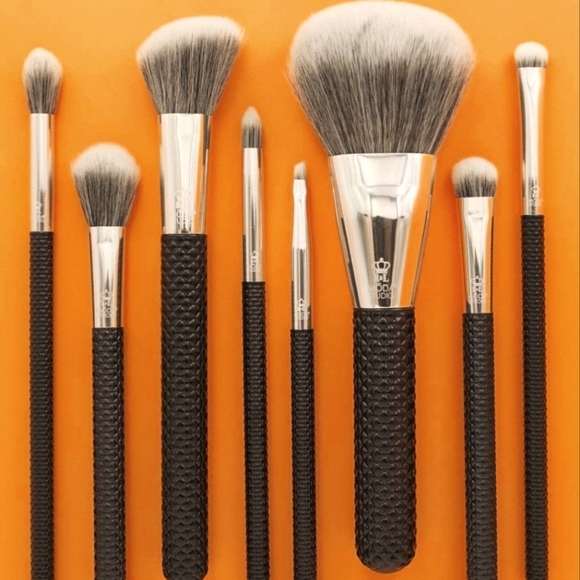 NWT MODA Studio 8 PC Glam Brush Set- Bran New - Picture 2 of 9